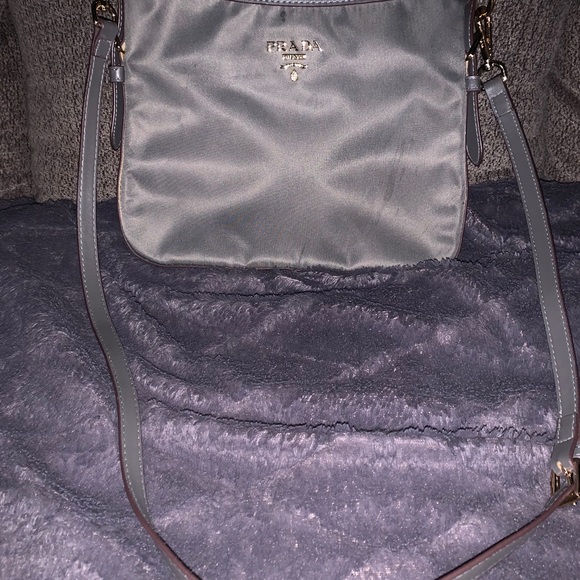 ❤️PRADA BAGS❤️ - Picture 5 of 16